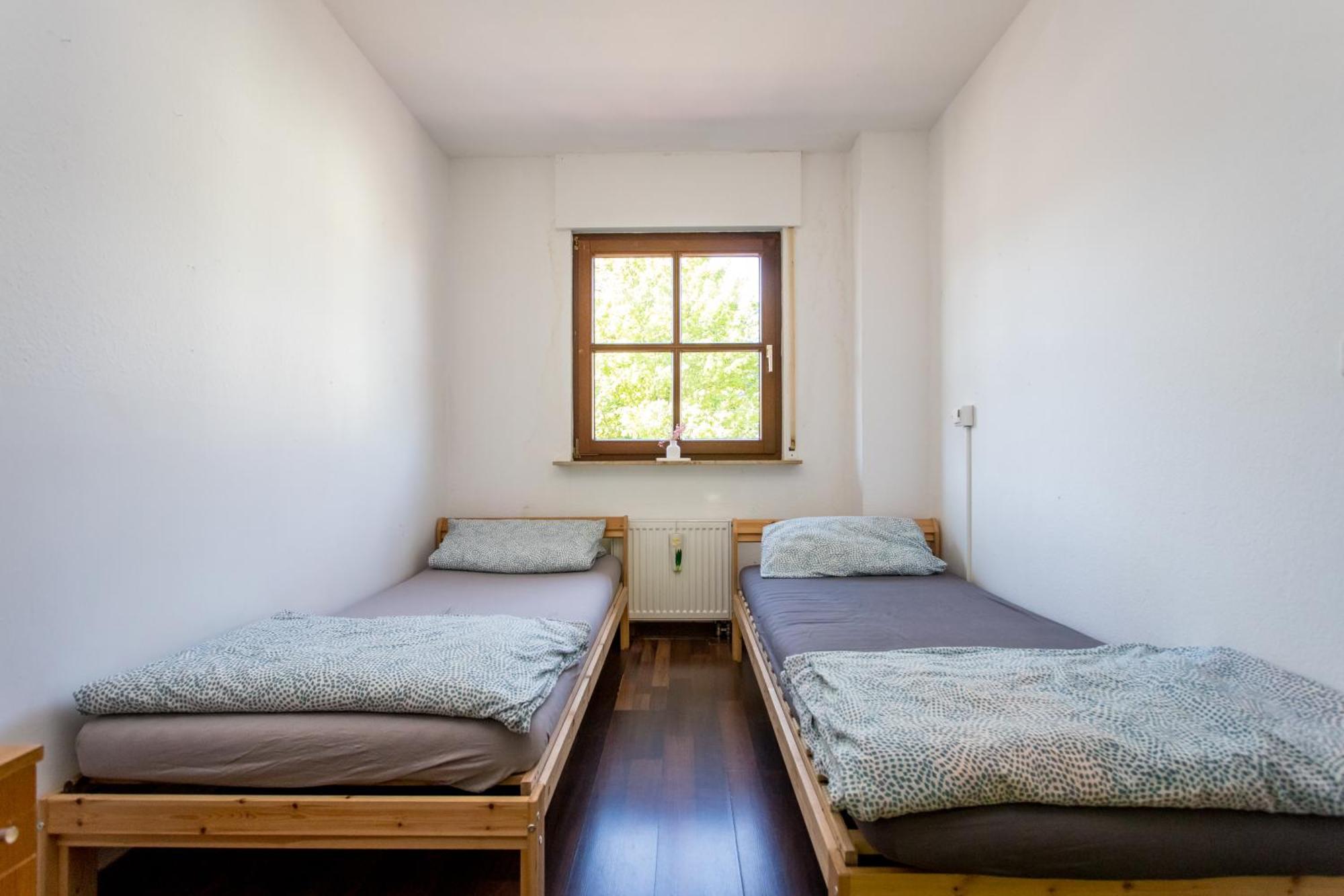 Ferienwohnung Mit 123Qm Fuer 8 Personen Mit Sehr Grossem Garten, Einfache Innen-Ausstattung Leipzig Extérieur photo
